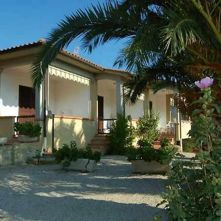 Casa Luppoli Apartment Magazzini (Tuscany)
